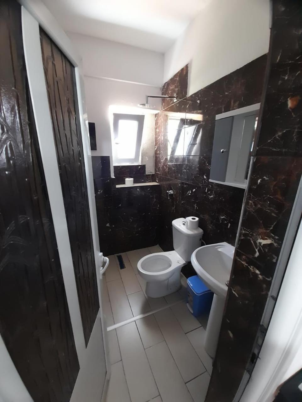 Rey Garden Villa Vlorë Værelse billede