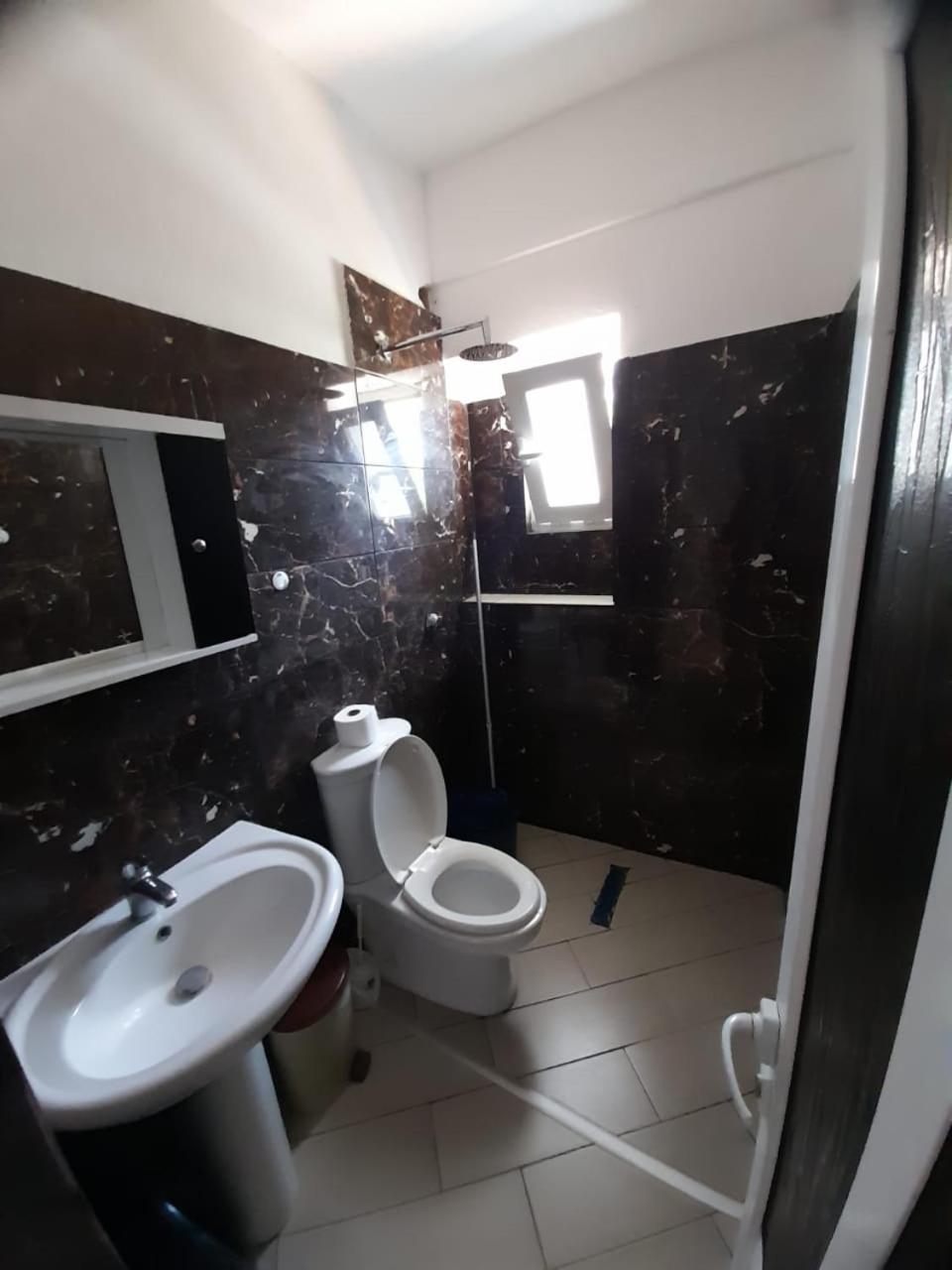 Rey Garden Villa Vlorë Værelse billede